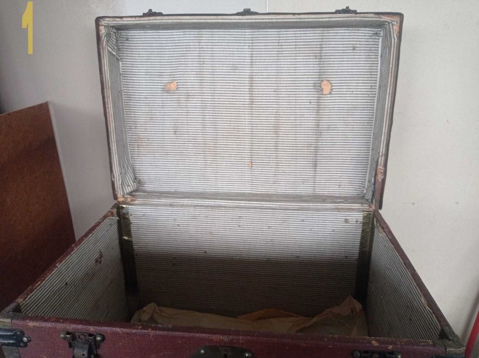 Arcas e baús diversos