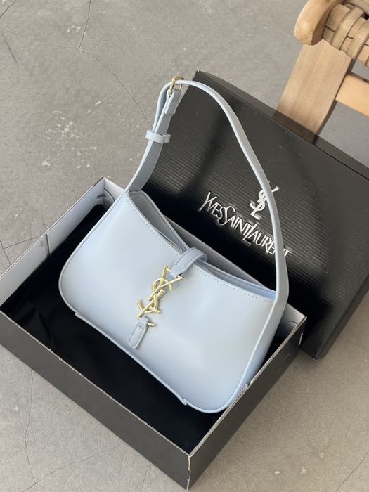Сумка Saint Laurent Le 5 à 7