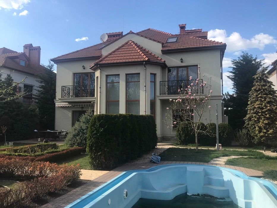 Роскошный дом в Совиньоне