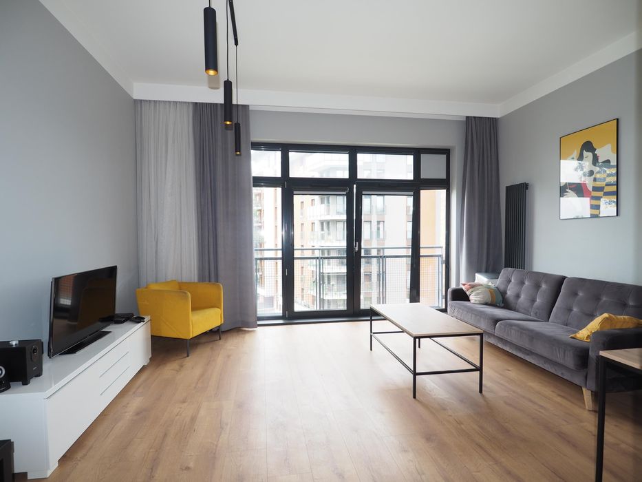 Do wynajęcia dwupokojowy loft przy ul. Tymienieckiego 25D.