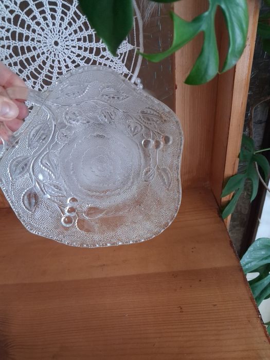 Patera vintage Ząbkowice wiśnia liście PRL