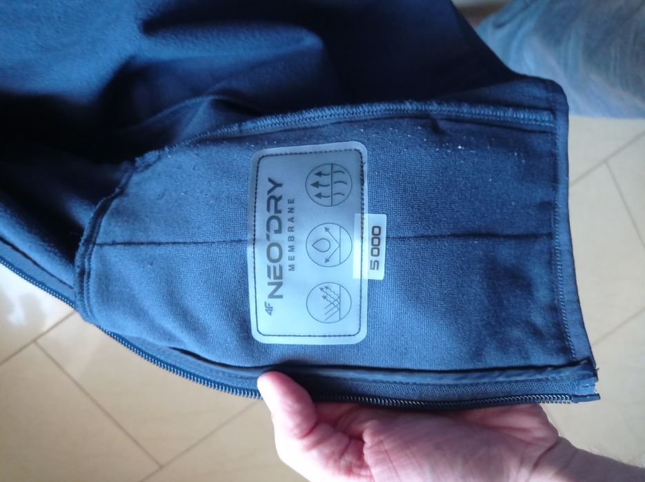 Softshell kurtka 4F