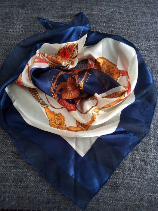 Apaszka chustka trójkątna