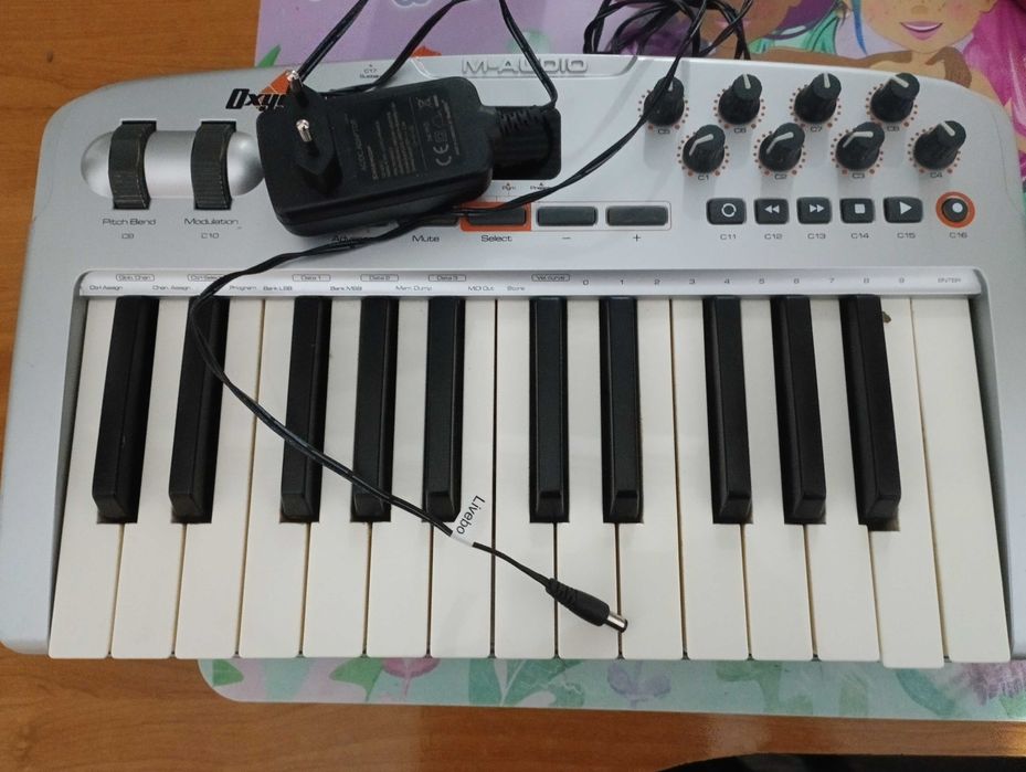 Kayboard Midi M-Audio Oxygen 8 v2
