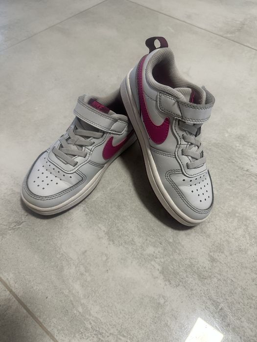 Buty/ adidasy   Nike r.28