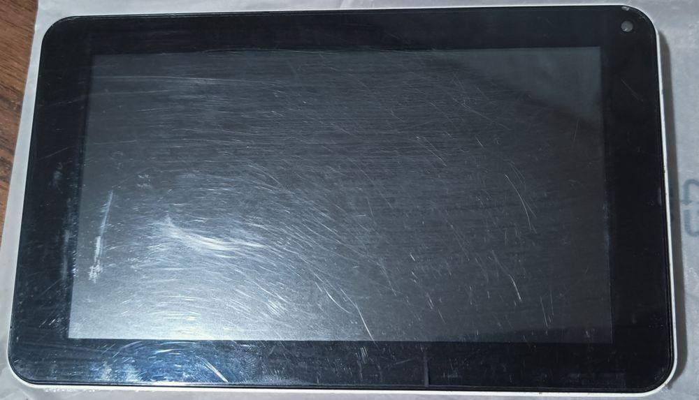 Планшетний ПК Pixus Play One