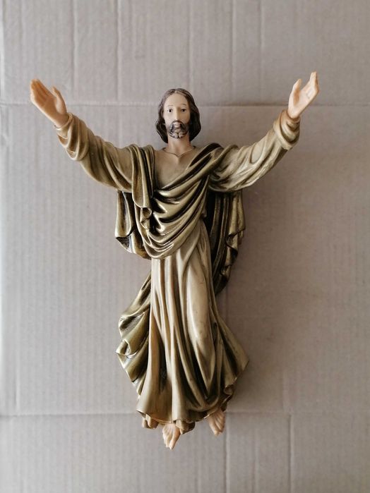 Estatueta de Jesus Cristo Ressuscitado