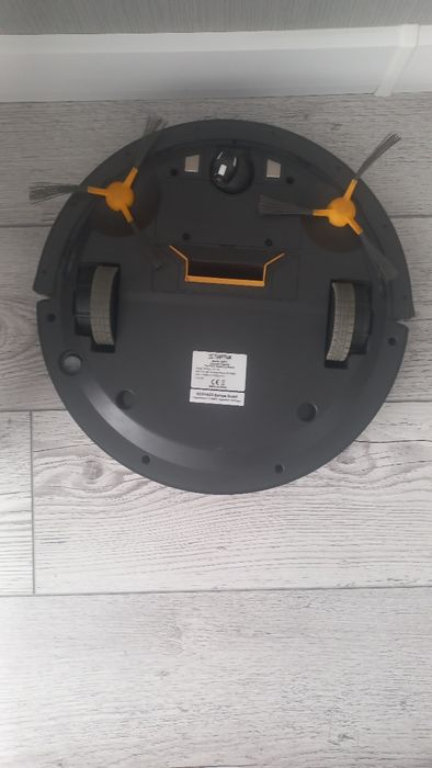 Робот пилосос  Deebot