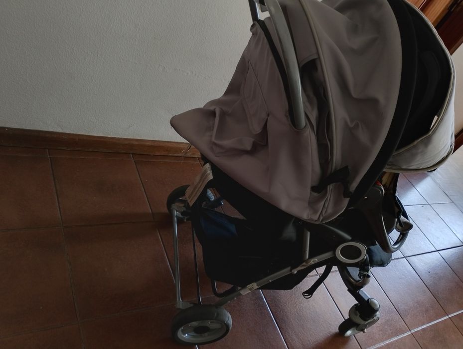Carrinho de bebe mais ovo