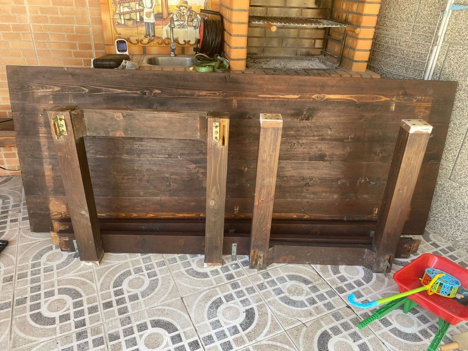Mesa de Jardim em Madeira + 2 Bancos | 8 Pessoas+ 2 opcional  | 222 cm