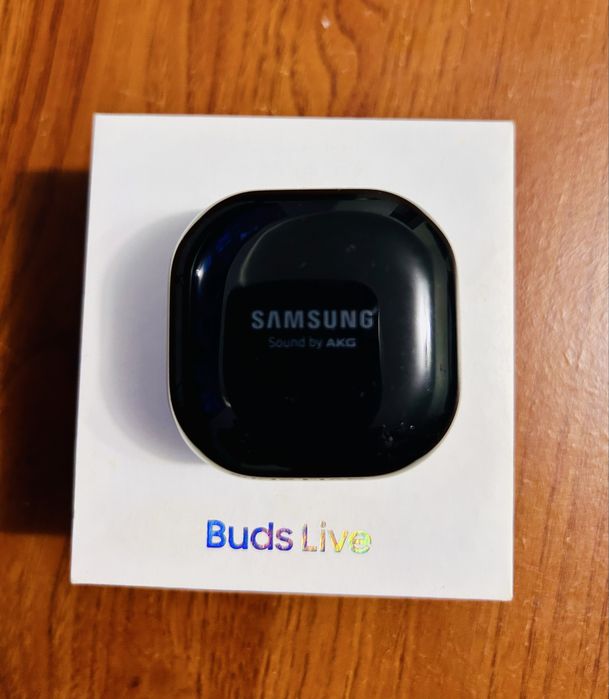 Навушники Samsung Galaxy Buds Live