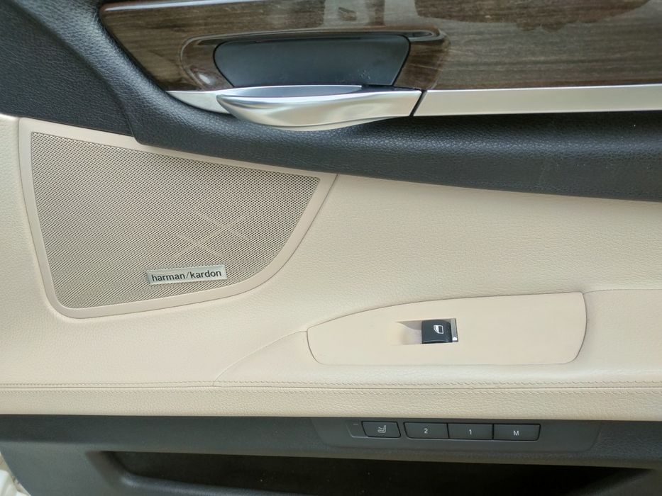 Продам BMW 740 , 3.0 бензин, 2011р.