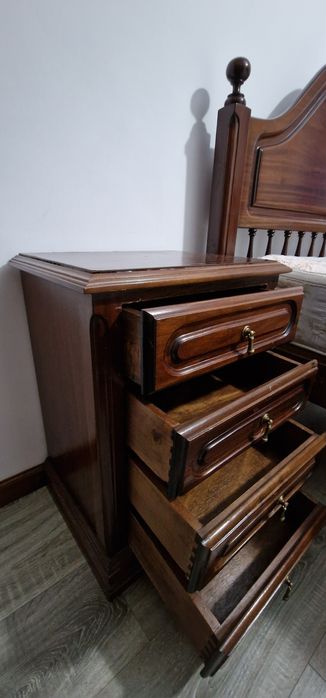 Vendo camas em bom estado