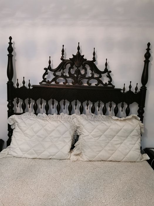 Mobília de quarto casal antigo