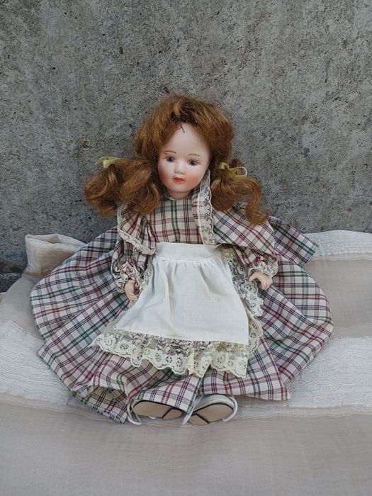 Coleção de antigas bonecas de porcelana desde 10€ unidade