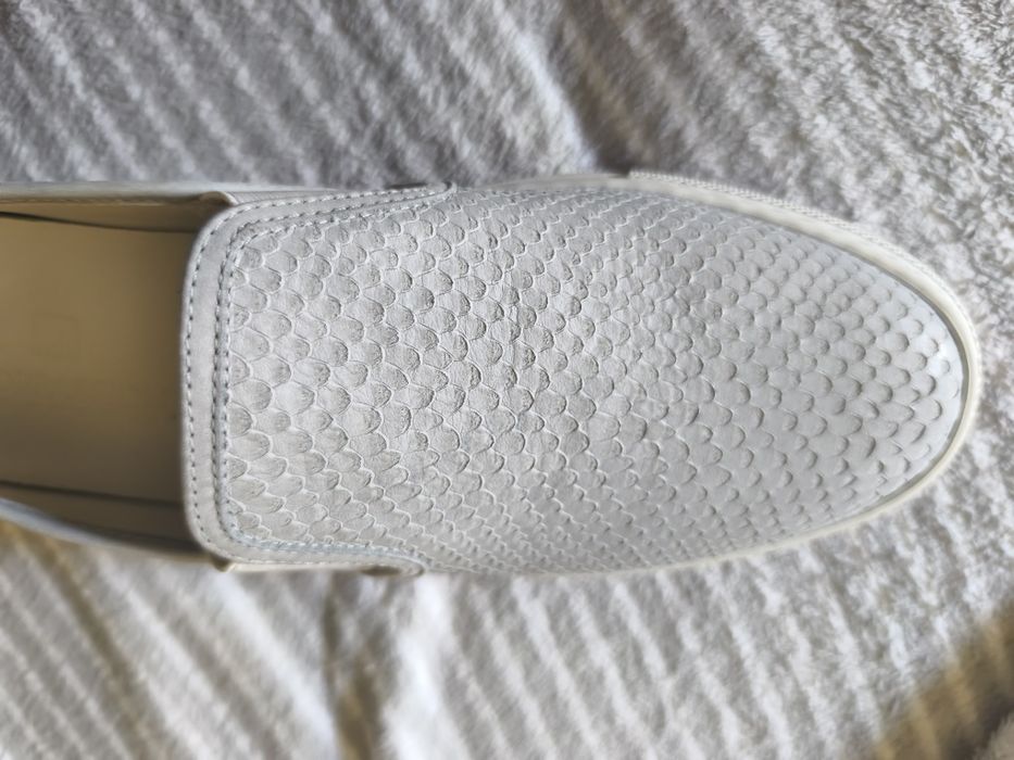 Sapatos em pele tamanho 40.5 marca shoepassion