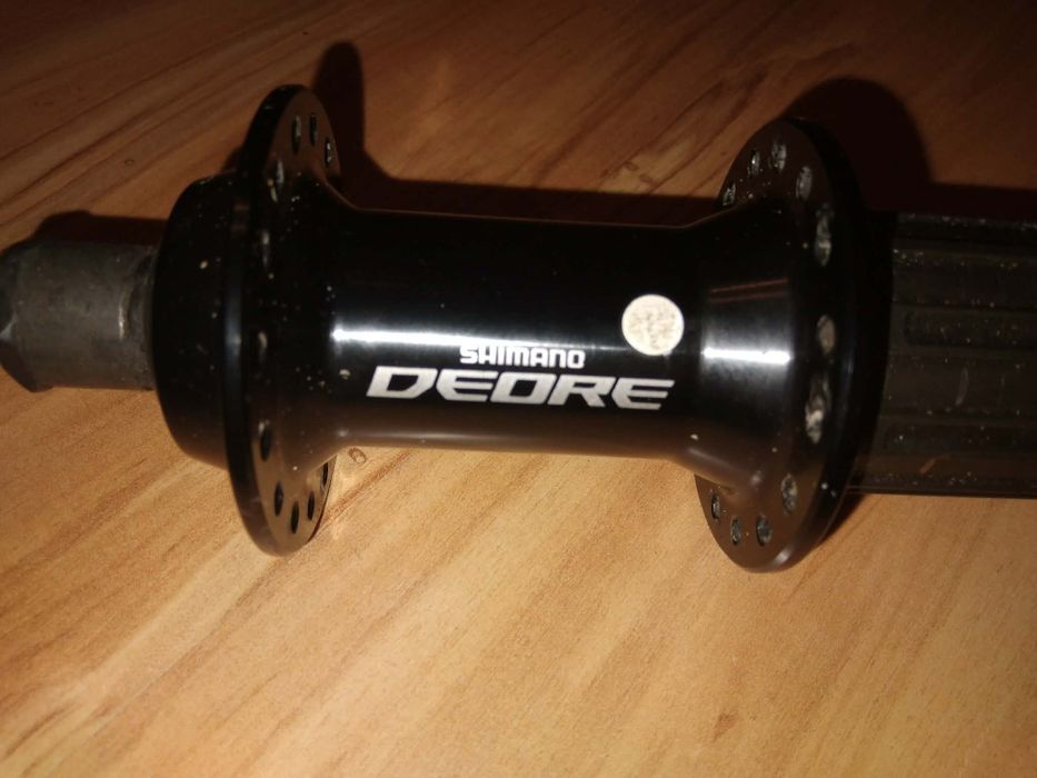 Tylnia piasta Shimano Deore FH-M 590.