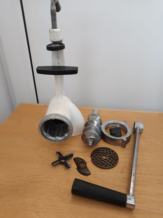 Мясорубка ручная, алюминиевая ГОСТ