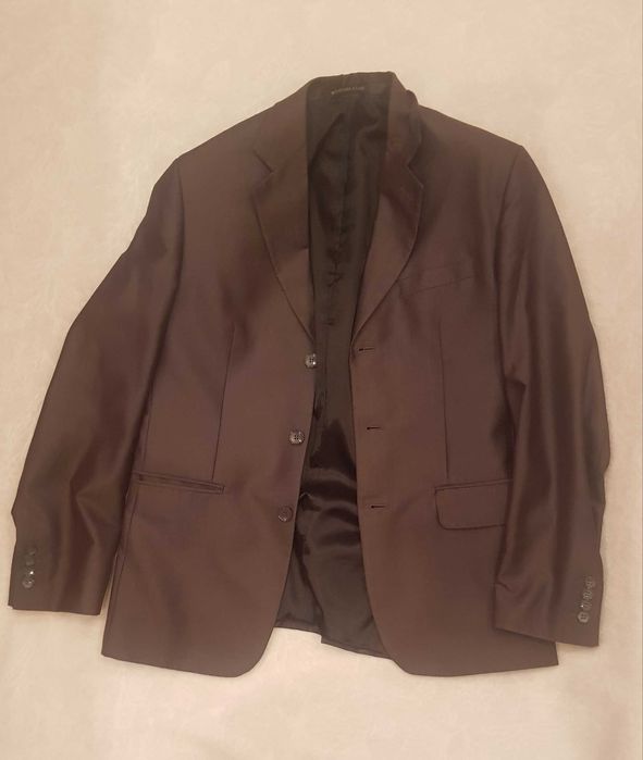 Чоловічий костюм