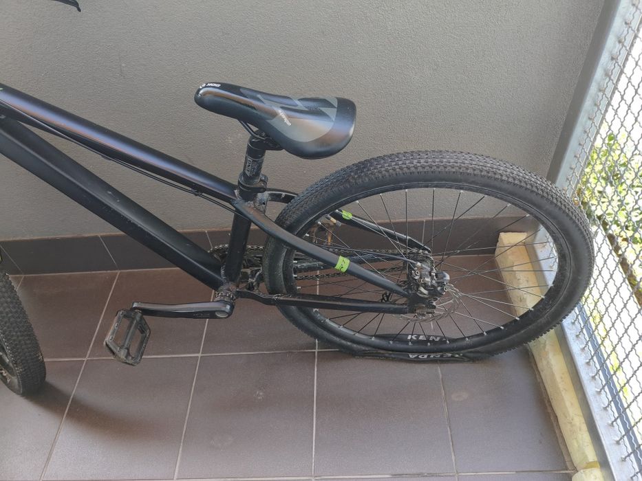 Dirt rower dla skakania