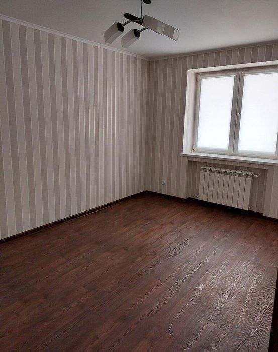 Продається 2-х кімнатна квартира з ремонтом в Центрі