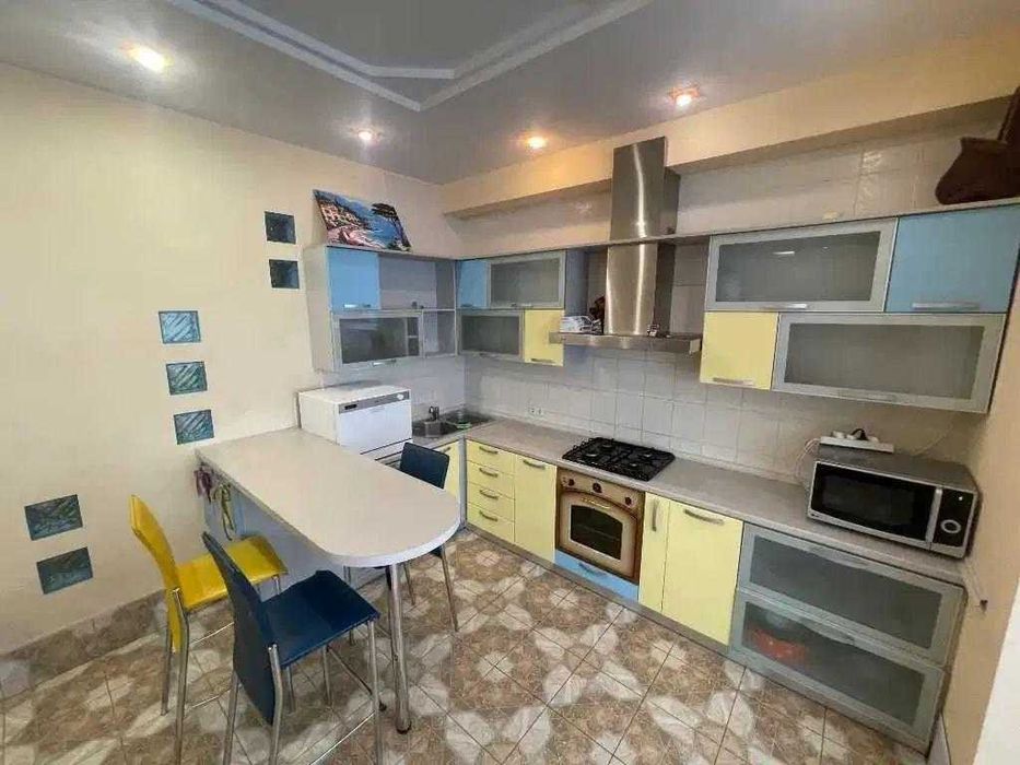 Продам 4-комн квартиру Центральный Клубный дом Центр Короленко NK