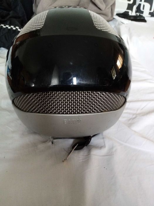 Capacete aberto da BMW