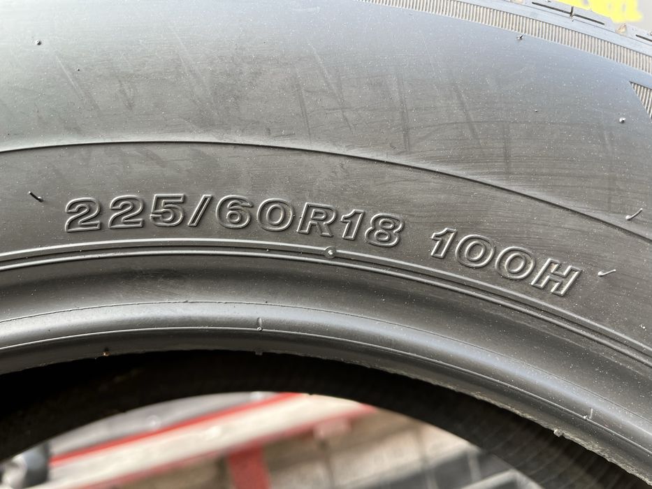 Шини 225/60 R18 Bridgestone 4 літні гуми