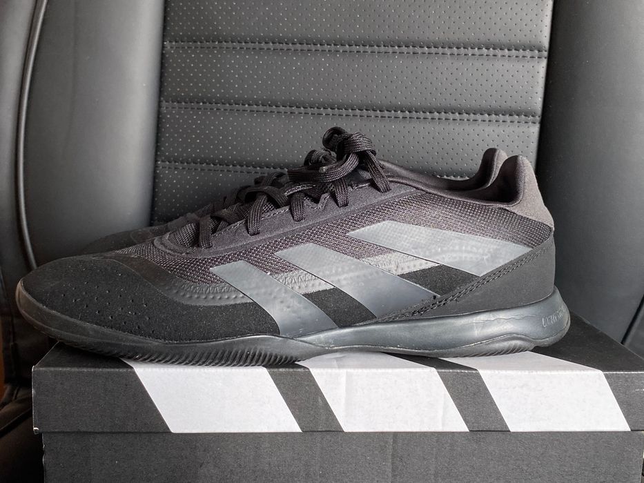 Adidas Predator 41 (25,5cm) buty piłkarskie halowki