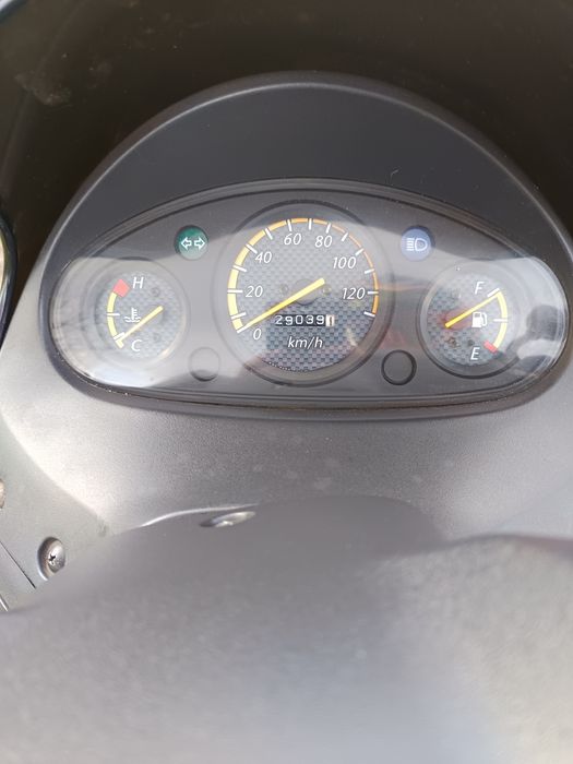 Продам Скутер Suzuki Avenis 125