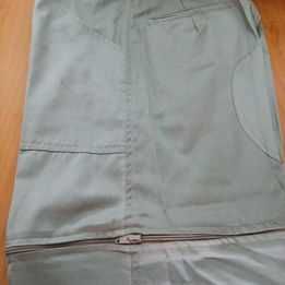 Calça/calção  verde  nº 40 com fecho *