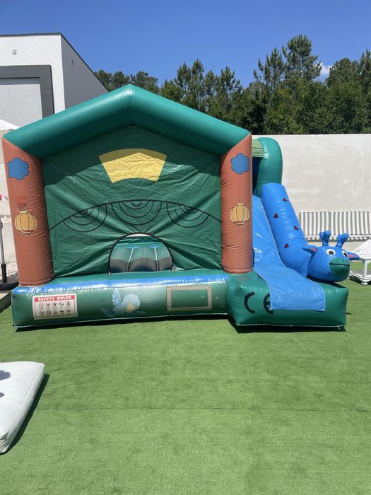 Insuflavel Girafa 4x4x3m