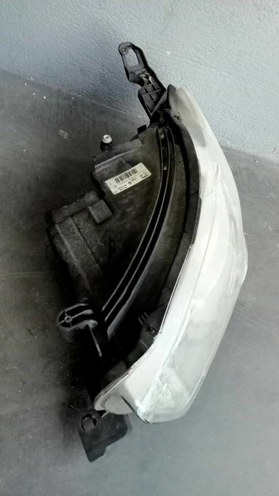 Ótica Esquerda Citroen C-Elysée 9675140080 em Stock