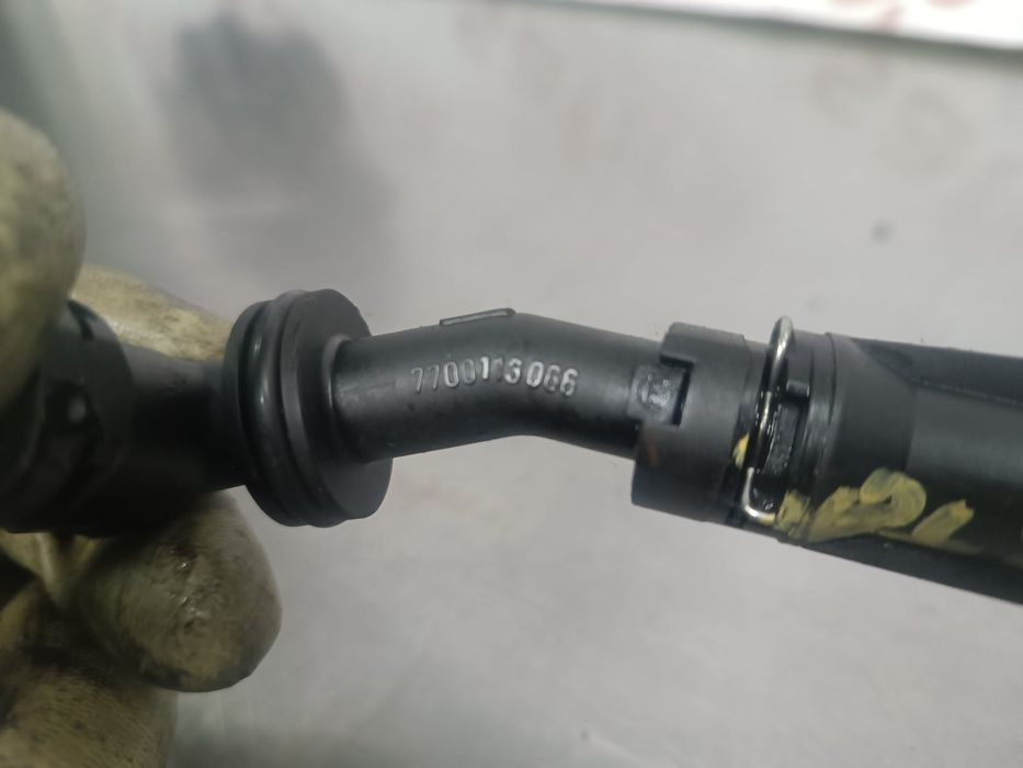 Conector do Tubo Embraiagem 7700113066 - RENAULT MASTER II Autocarro