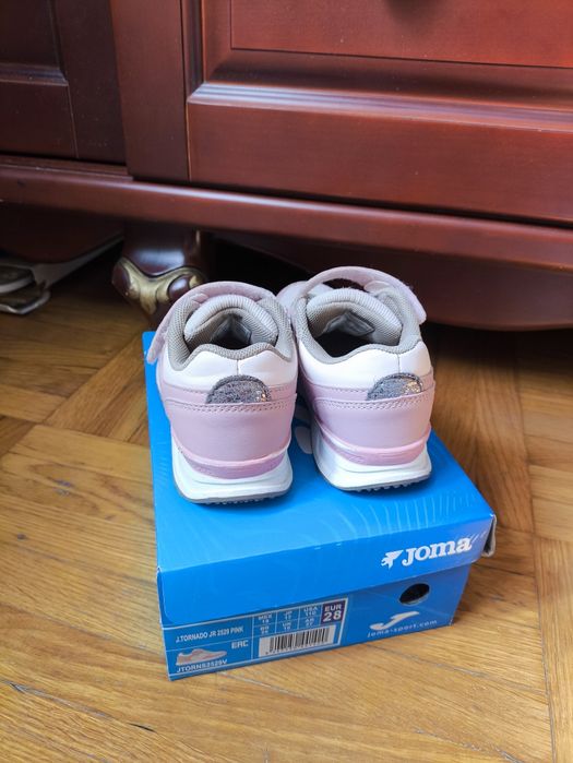 Дитячі кросівки для дівчинки Joma
