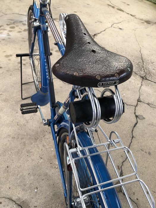 Bicicleta antiga pasteleira roda 26