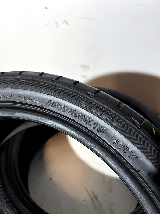 Pneus Bridgestone Potenza S001 - 245/35/18 - Como NOVOS