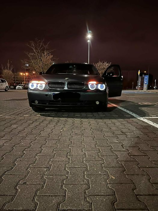 BMW 745 2002r. 4.4 Automat