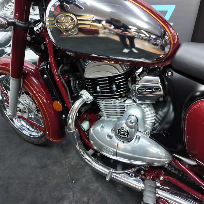 Jawa CL 300
