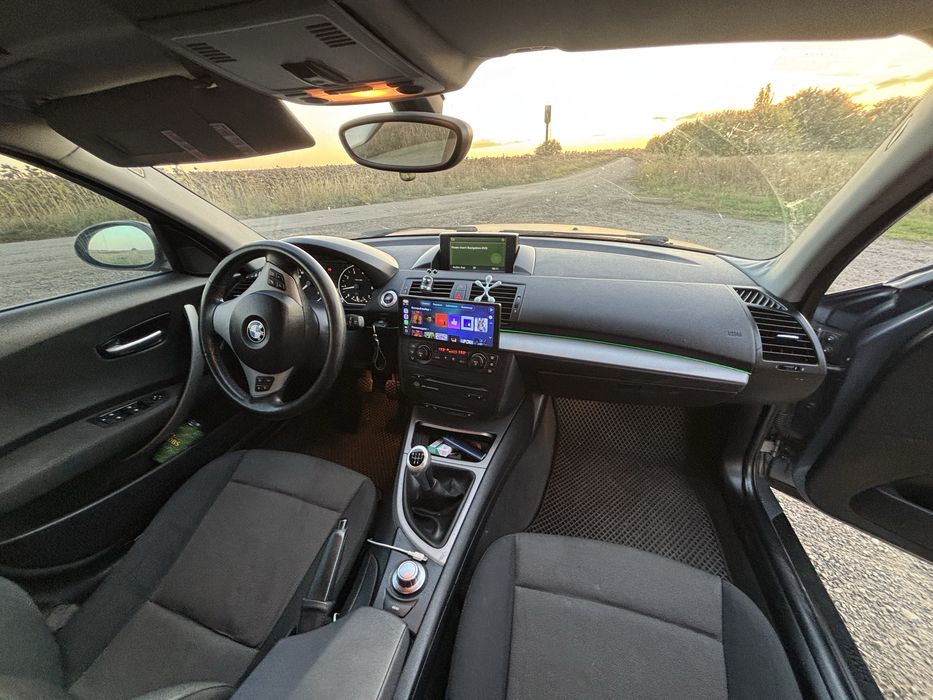 Продам bmw 1 e87
