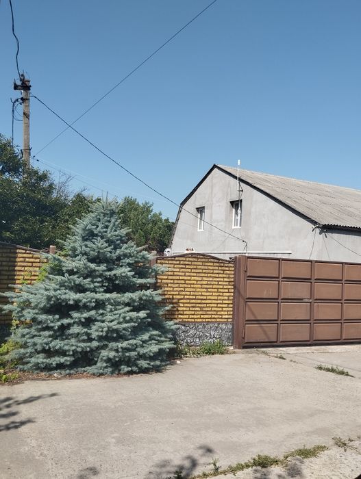 Продам 2 поверховий будинок Нововодолазький район  з Евроремонтом