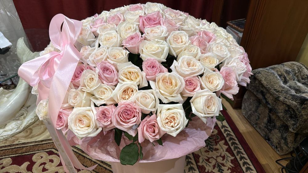 Великі букети троянд