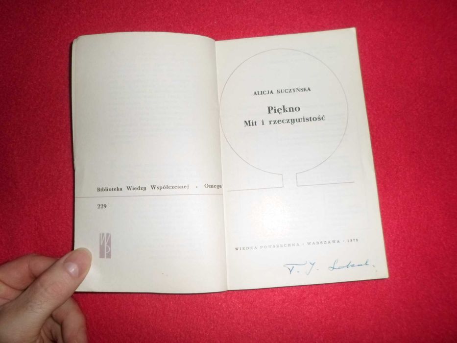 Alicja Kuczyńska - Piękno Mit i rzeczywistość