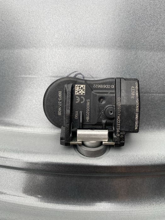 Jantes originais Mazda 6 17” + sensores TPMS (pneus oferta)