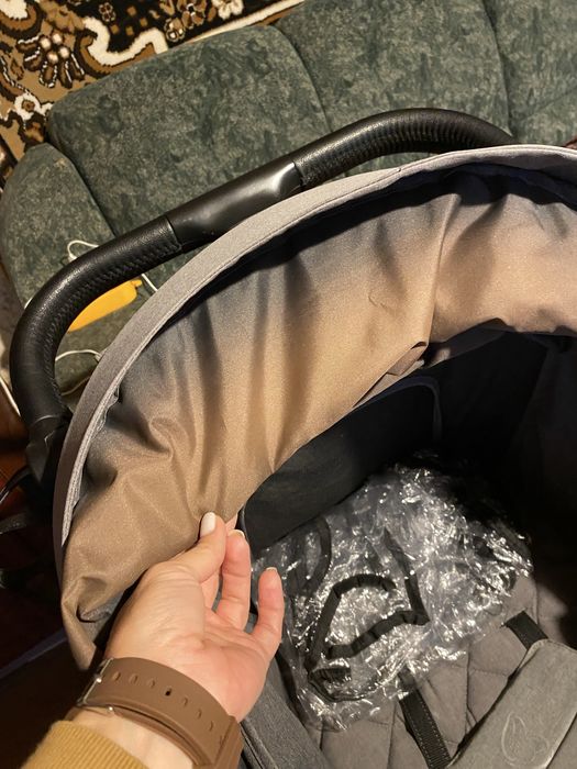 Коляска Carello Bravo .