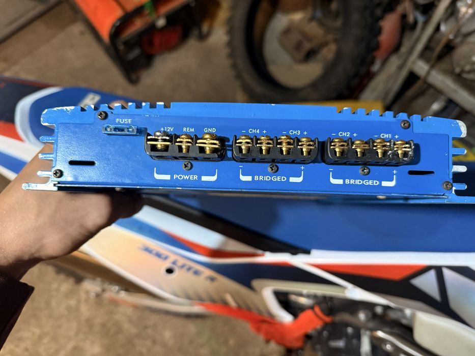 Підсилювач CarSound PA-4010 400 watt