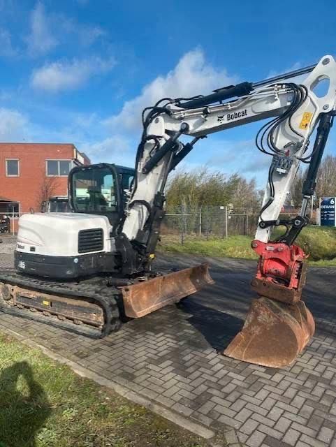 Гусеничний екскаватор Bobcat E85