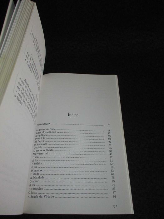 Livro As Sentenças da Lei Buda