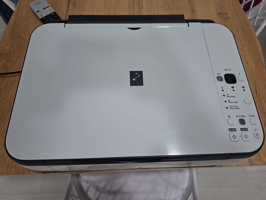 Vendo impressora CANON, trabalhar 5 estrelas.