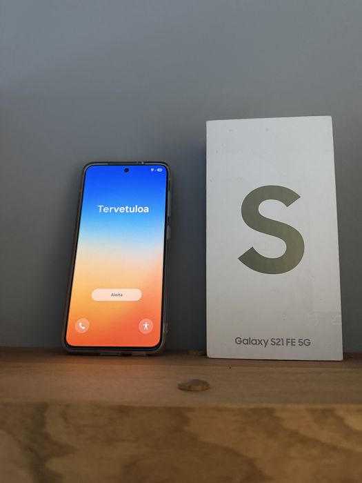 Samsung Galaxy S21 FE 5G 8/10